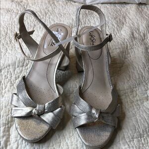 Life Stride Silver Metallic Bow Slingback Heels